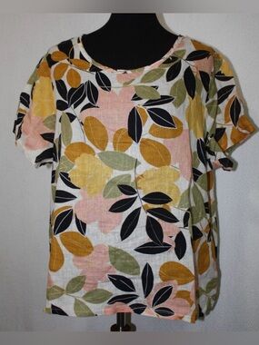 Rachel Zoe floral leaves print short sleeve blouse made of 100% linen